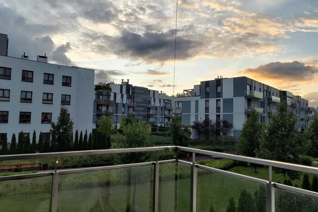 Wilanow Comfort, Klimatyzacja, Garaz, Fast Wifi Lägenhet Warszawa
